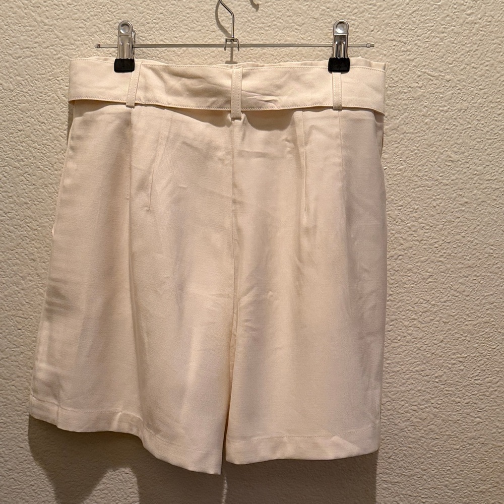 Mango Cream Women's Belted Shorts - Picture 5 of 6